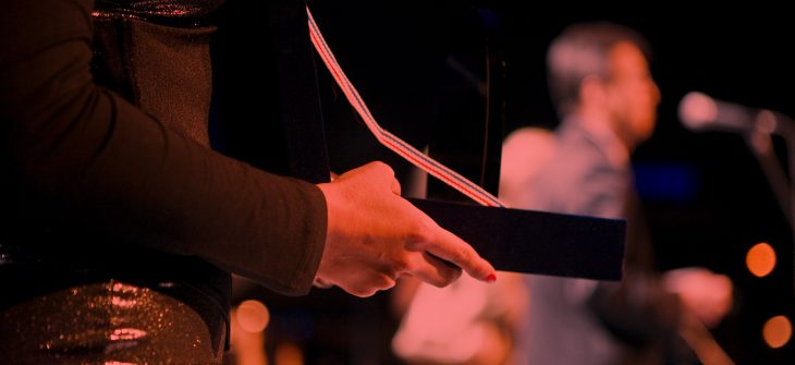 drum-awards-header-trophy-presentation-image